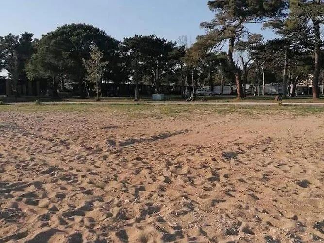 Dalmatino Pleasure Mobile - Two Bedroom Mobile With Terrace