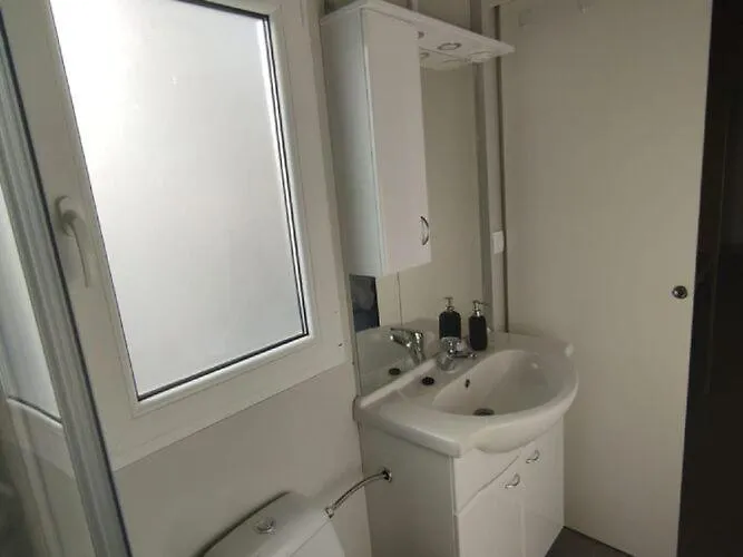 Σπίτι διακοπών Dalmatino Pleasure Mobile - Two Bedroom Mobile With Terrace