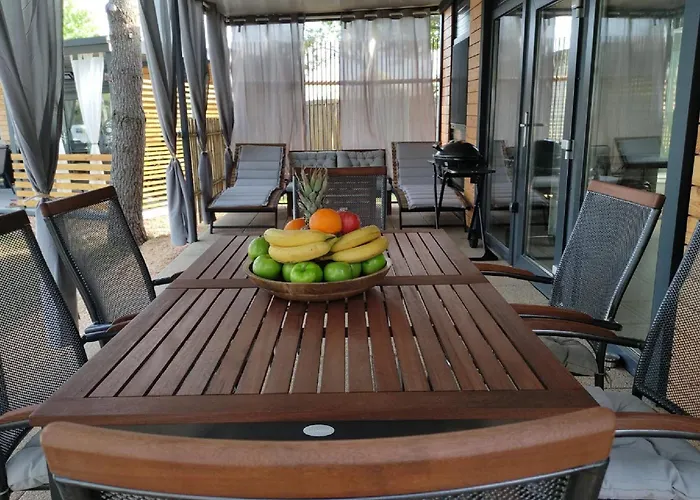 Dalmatino Pleasure Mobile - Two Bedroom Mobile With Terrace Σπίτι διακοπών *