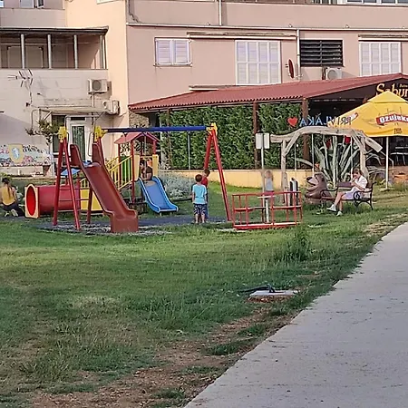 Feriehus Dalmatino Pleasure Mobile - Two Bedroom Mobile With Terrace