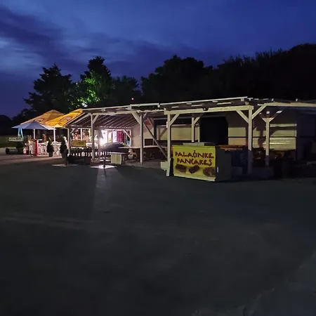 Dalmatino Pleasure Mobile - Two Bedroom Mobile With Terrace Feriehus Privlaka (Zadar)