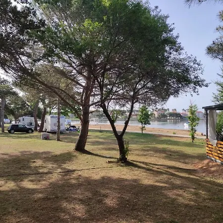 Dalmatino Pleasure Mobile - Two Bedroom Mobile With Terrace