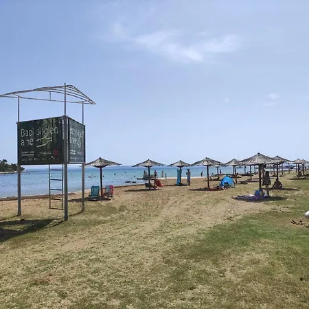 펜션 Dalmatino Pleasure Mobile - Two Bedroom Mobile With Terrace