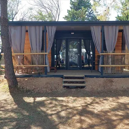 Dalmatino Pleasure Mobile - Two Bedroom Mobile With Terrace * 프리블라카