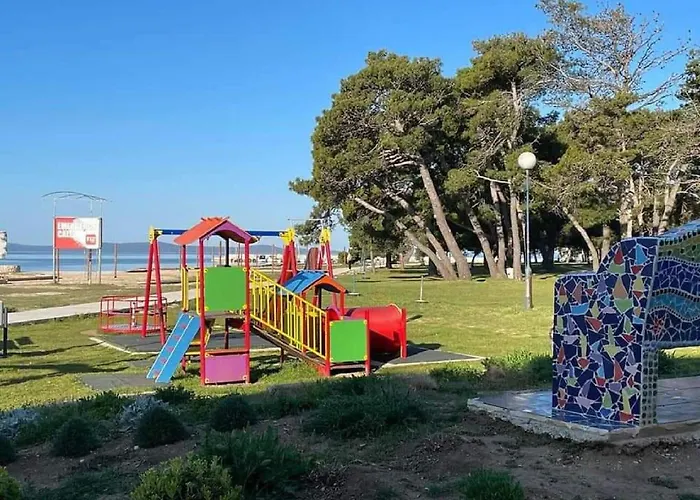 Dalmatino Pleasure Mobile - Two Bedroom Mobile With Terrace *