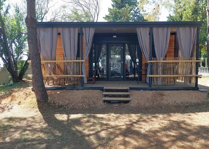 Dalmatino Pleasure Mobile - Two Bedroom Mobile With Terrace * 프리블라카