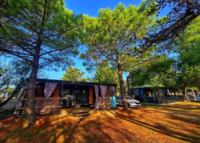 Dalmatino Pleasure Mobile - Two Bedroom Mobile With Terrace *